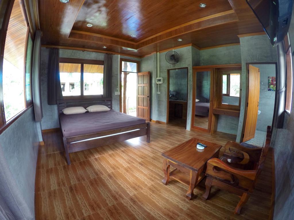 Bor Hin Resort Baan Tai Exteriör bild