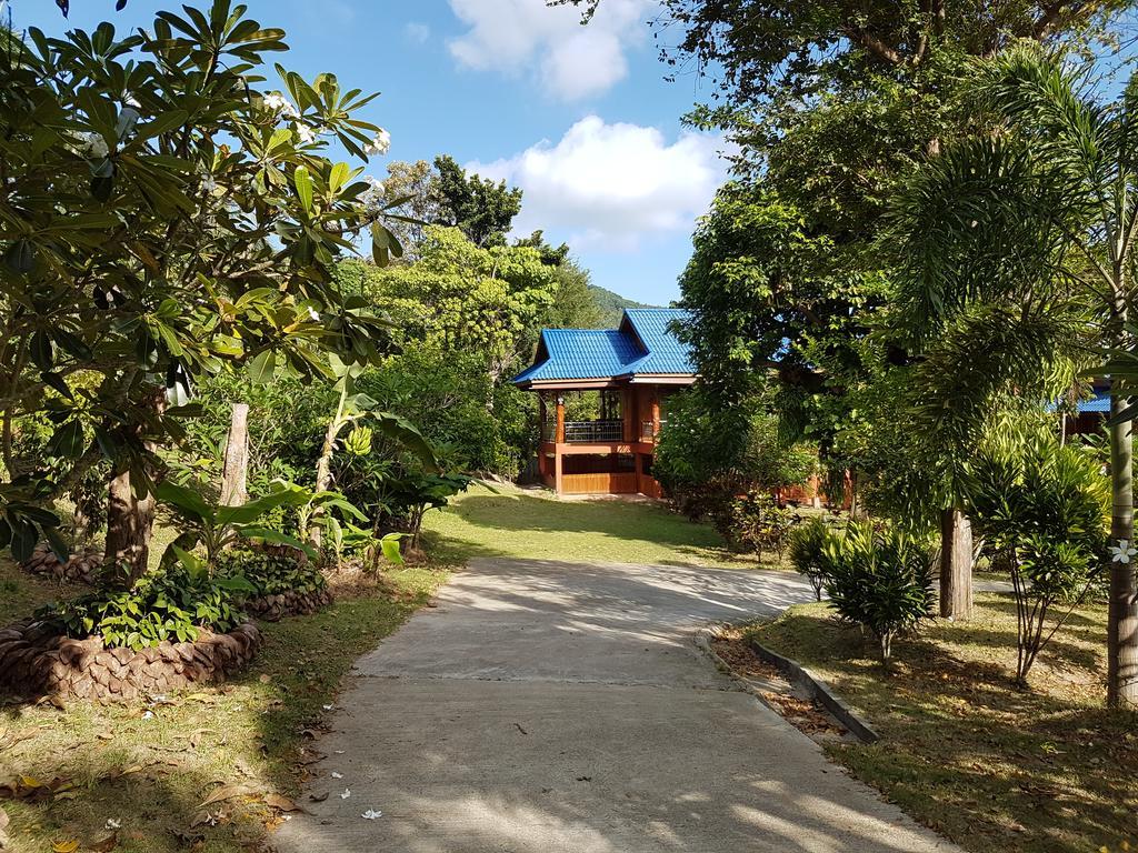 Bor Hin Resort Baan Tai Exteriör bild