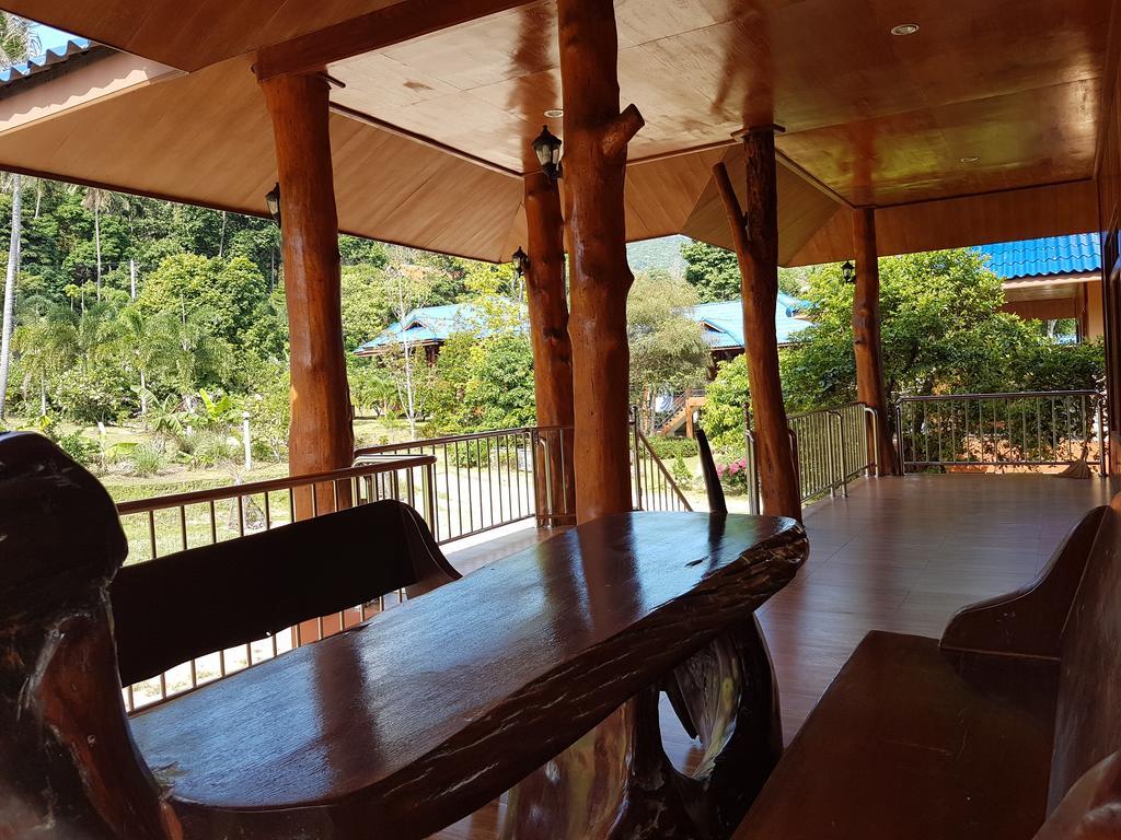 Bor Hin Resort Baan Tai Exteriör bild