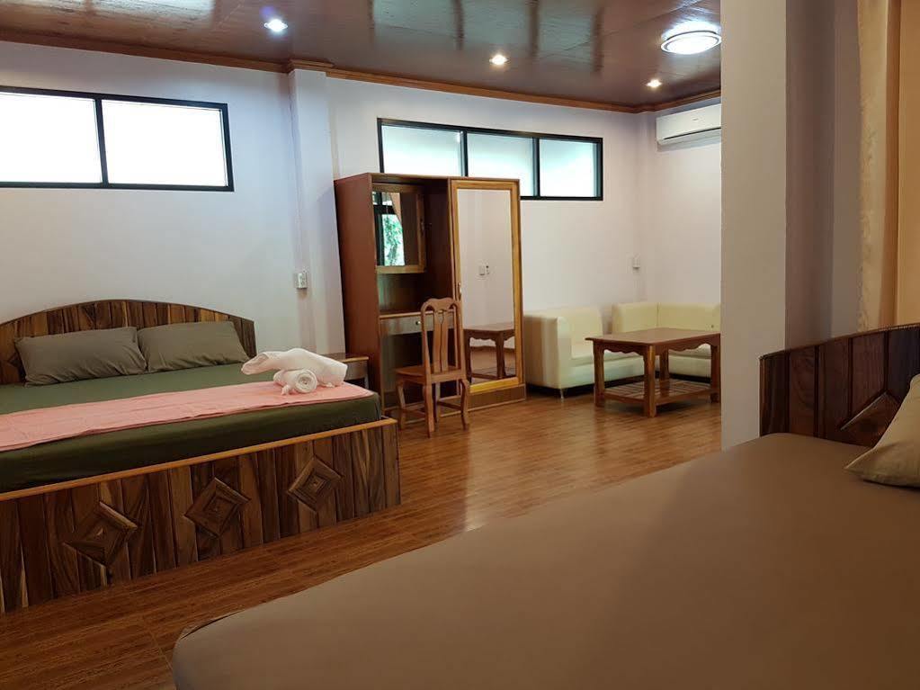 Bor Hin Resort Baan Tai Exteriör bild