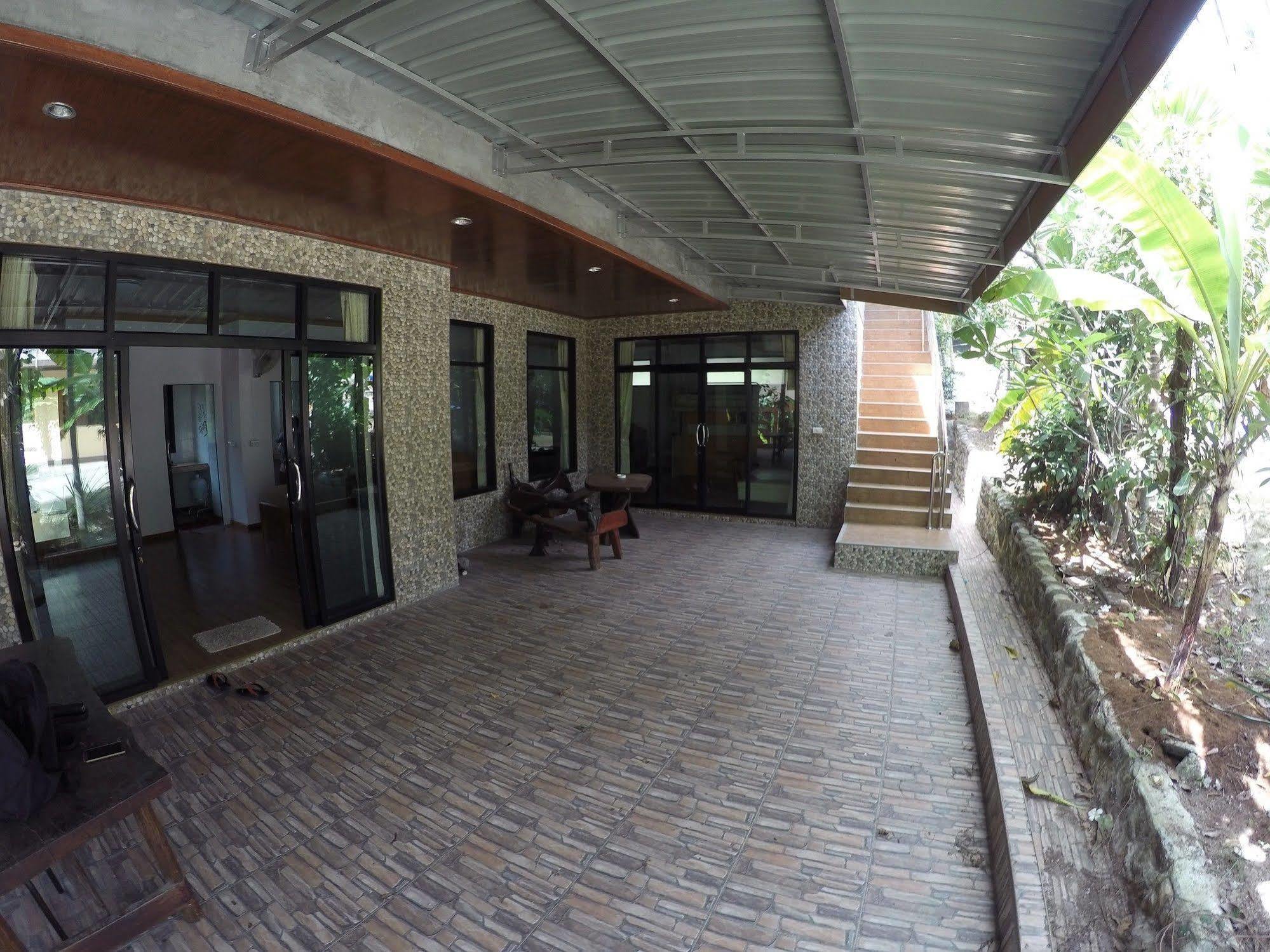Bor Hin Resort Baan Tai Exteriör bild