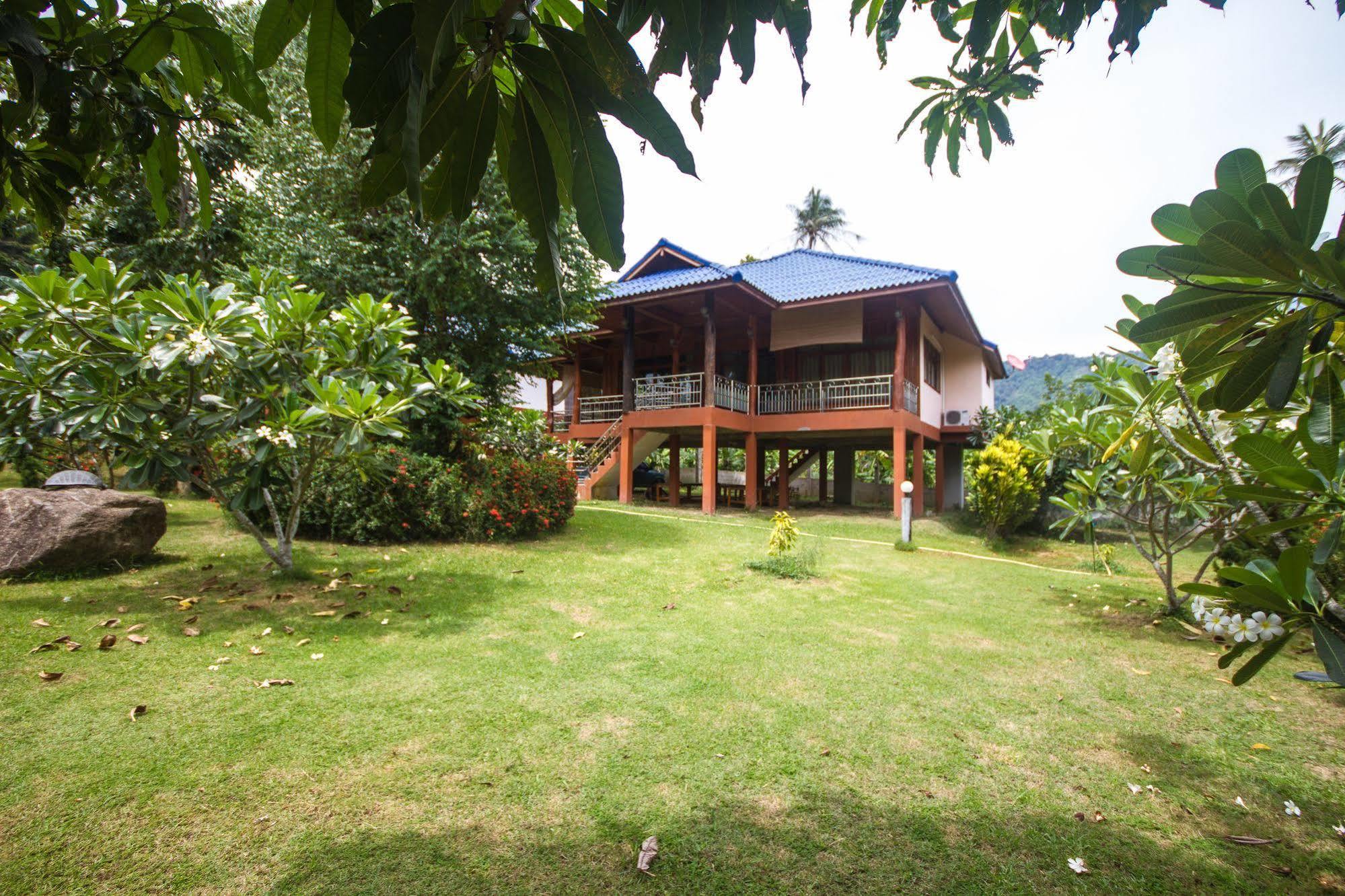 Bor Hin Resort Baan Tai Exteriör bild