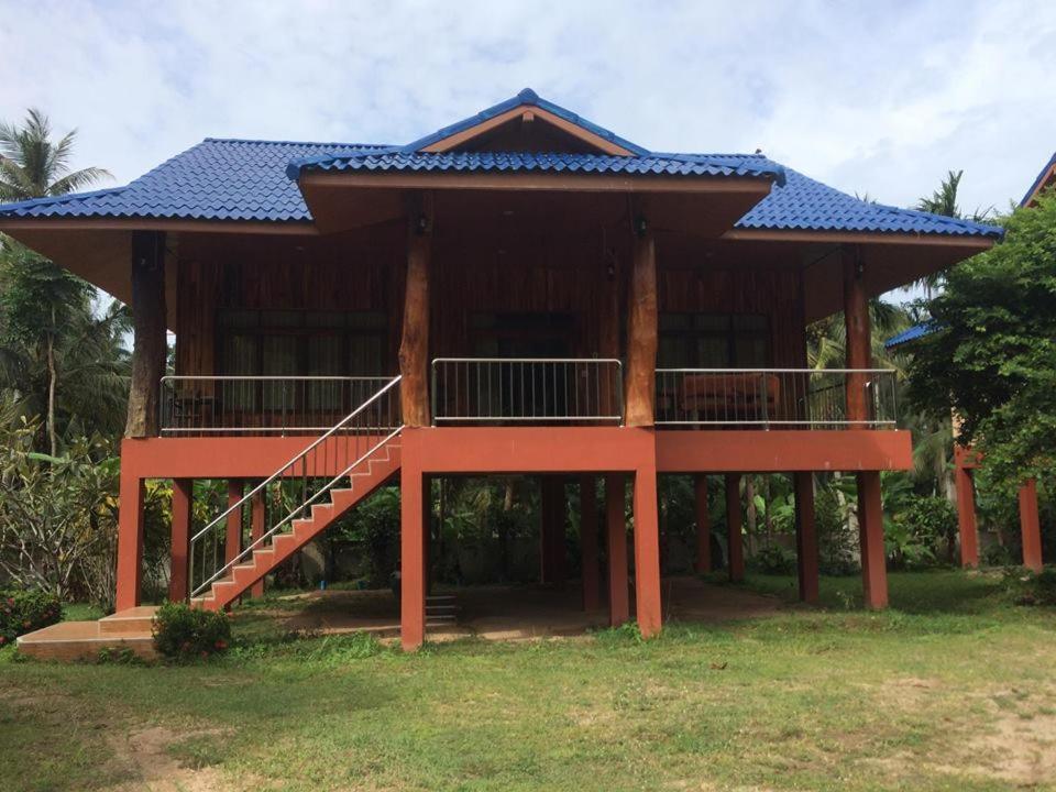 Bor Hin Resort Baan Tai Exteriör bild