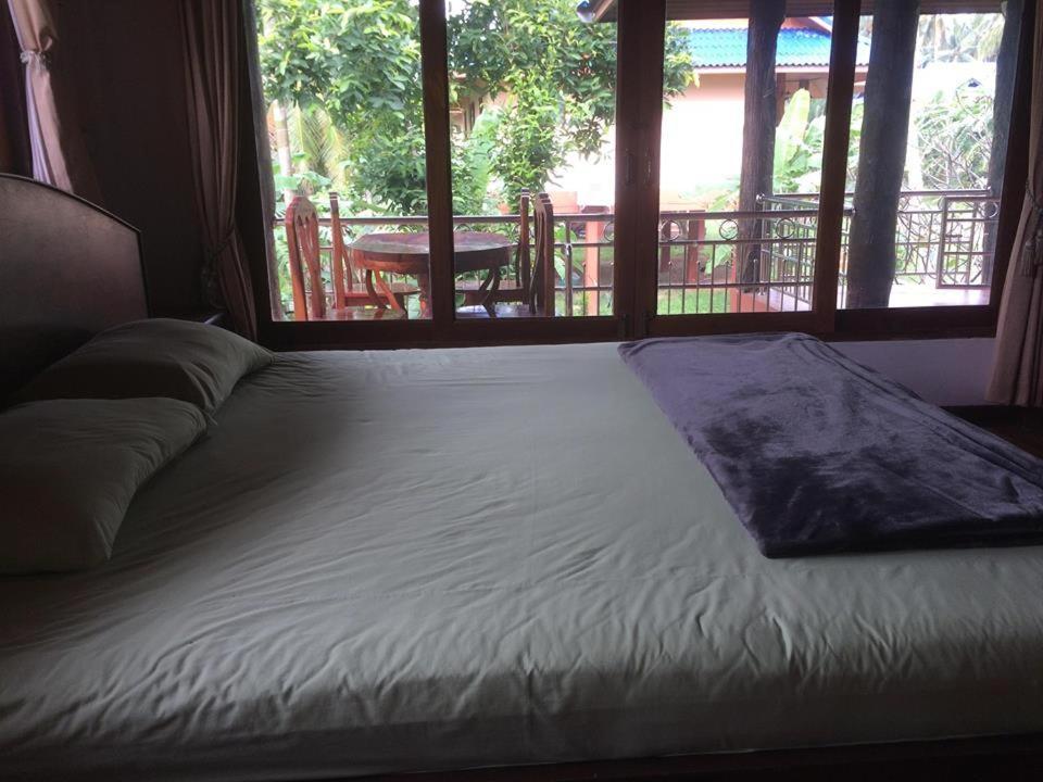 Bor Hin Resort Baan Tai Exteriör bild